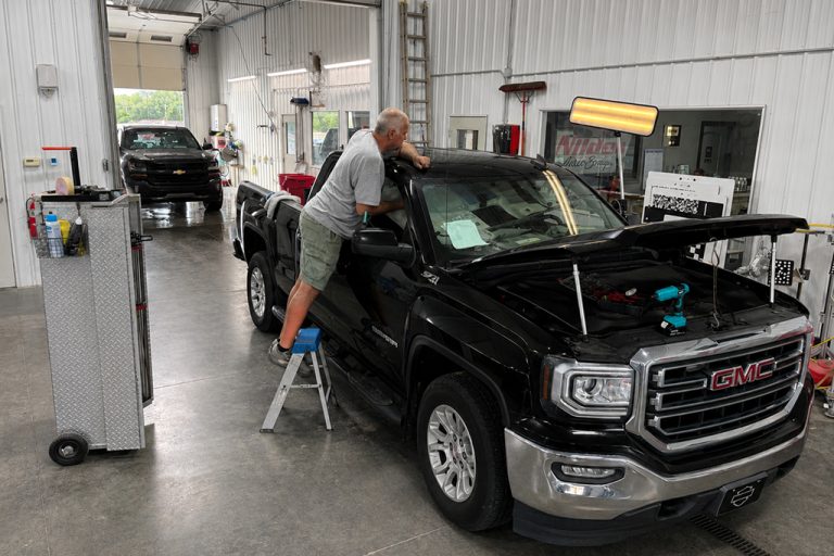 Preserve Your Vehicle&rsquo;s Original Finish When the Damage Qualifies