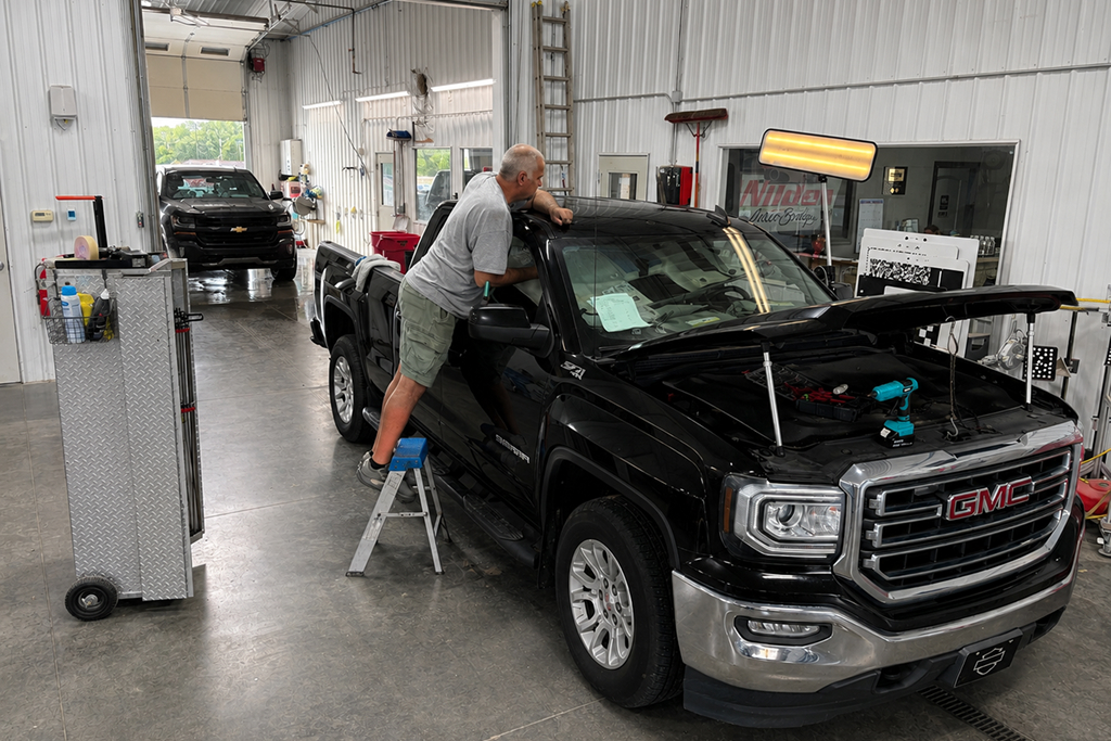 Preserve Your Vehicle&rsquo;s Original Finish When the Damage Qualifies